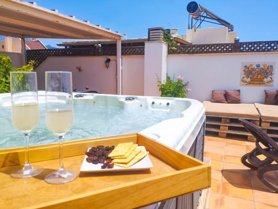 Penthouse With Jacuzzi And Spectacular Sea Views Lejlighed Nerja Eksteriør billede